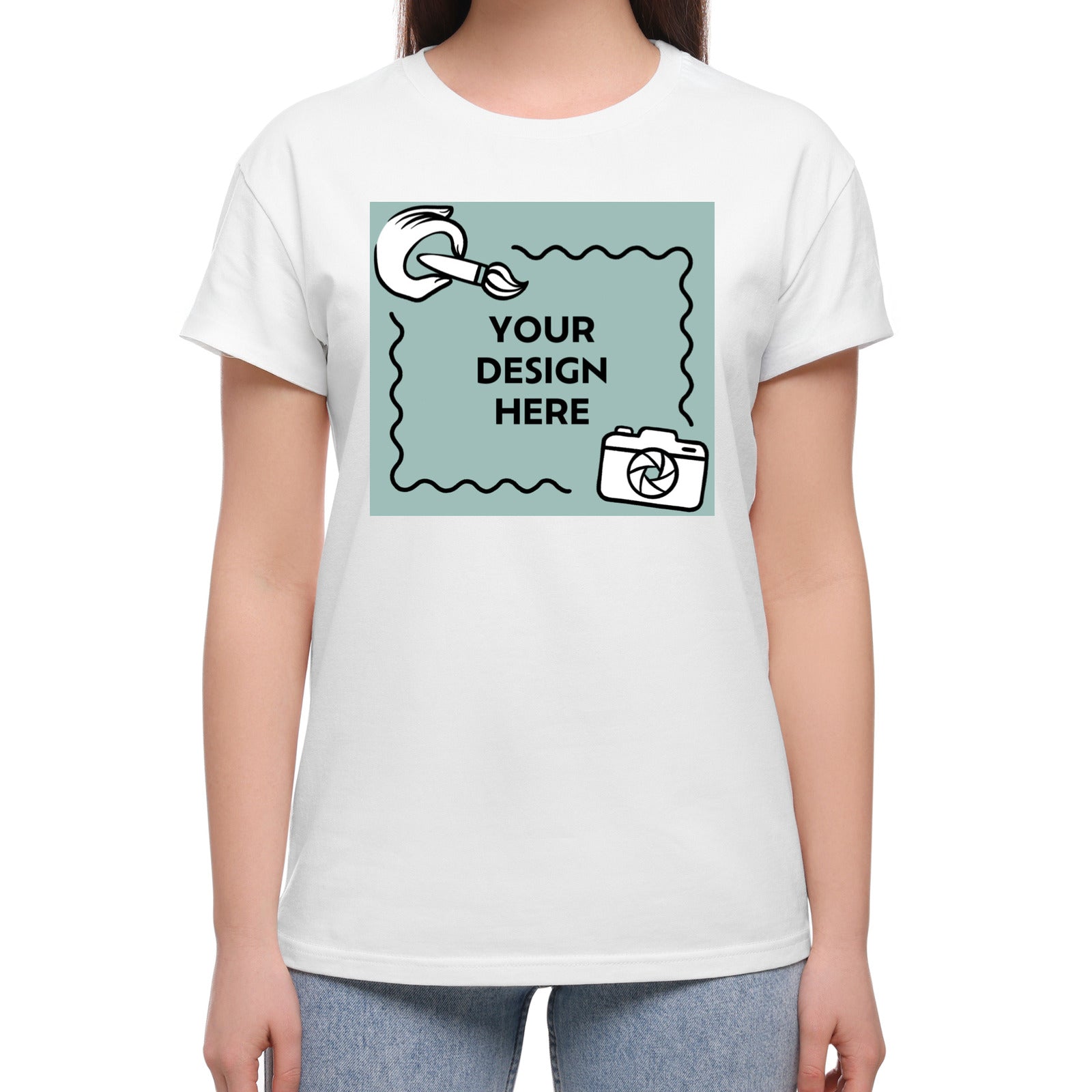 T-Shirt mit horizontalem eigenem Druck