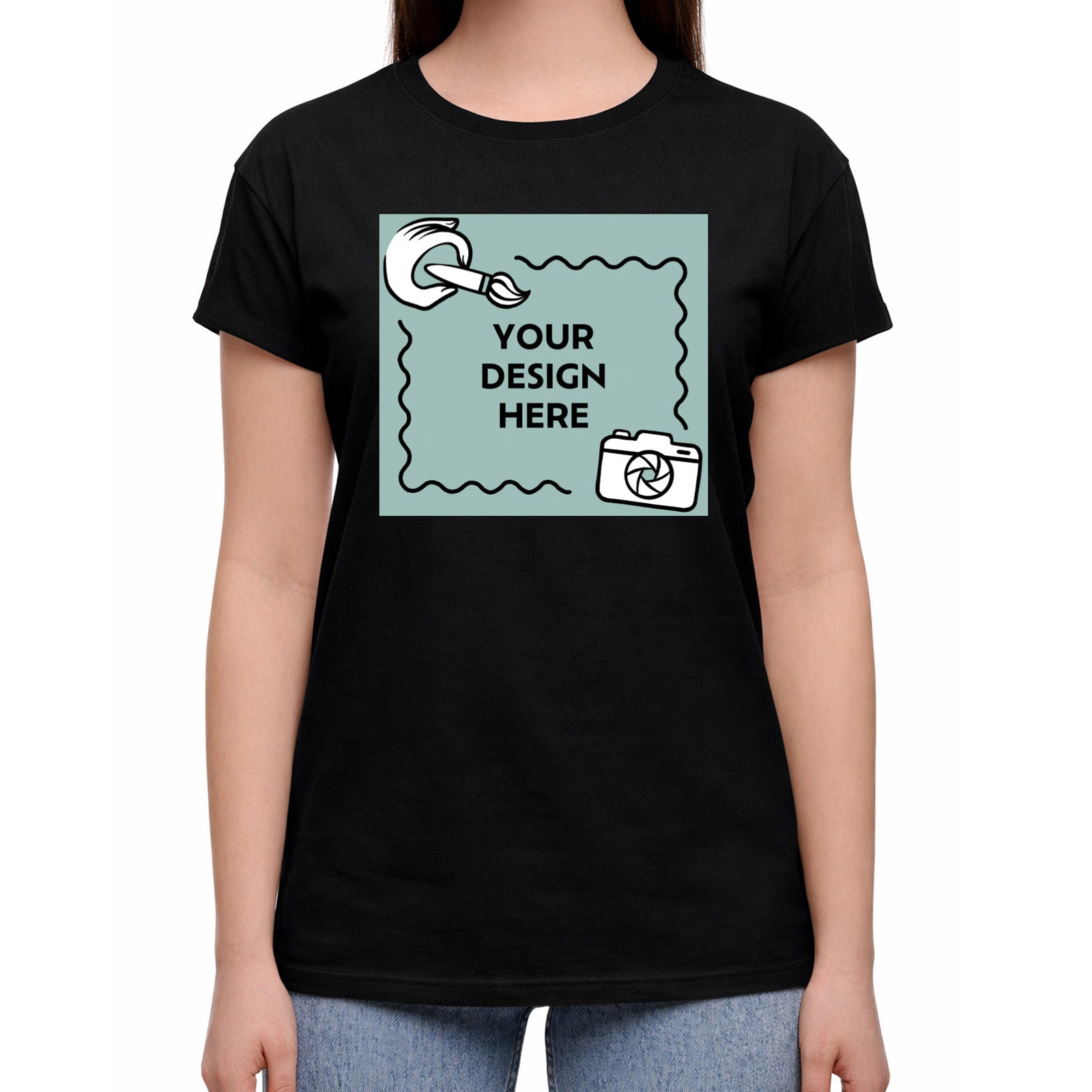 T-Shirt mit horizontalem eigenem Druck