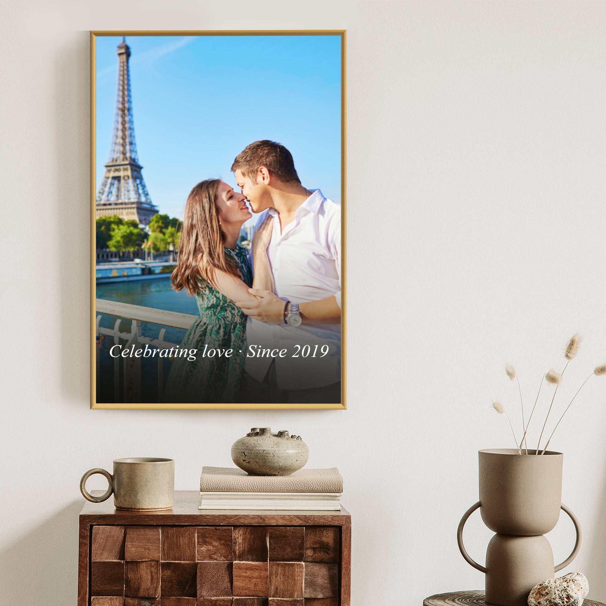 Vertikales Poster im Rahmen mit künstlerischem Effekt