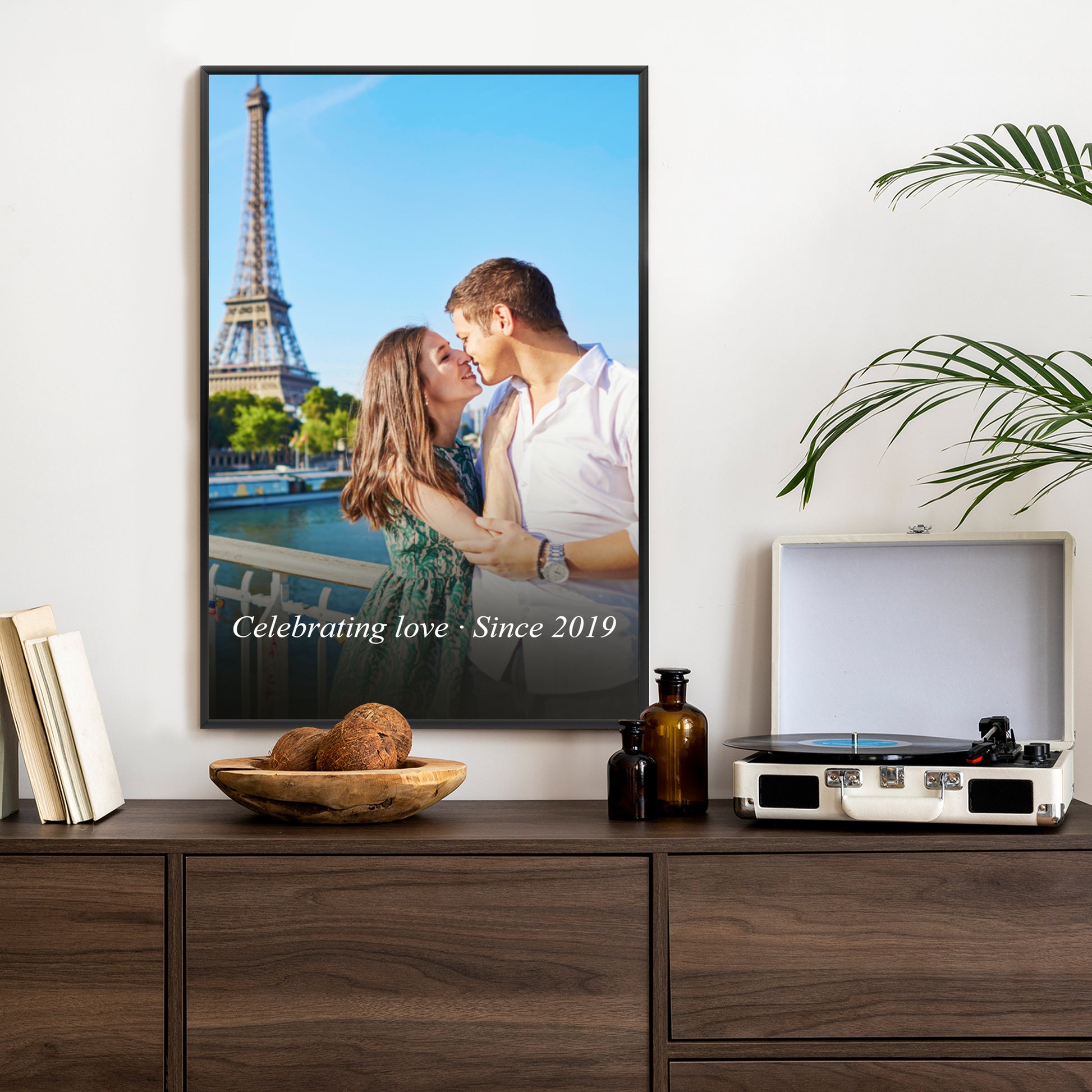 Vertikales Poster im Rahmen mit künstlerischem Effekt