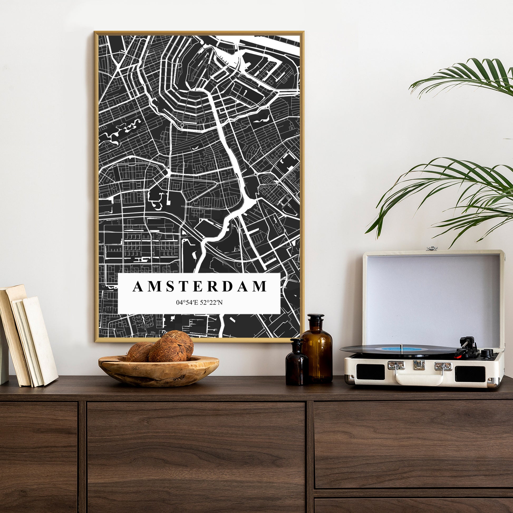 Poster im Rahmen mit Ortskarte und Text